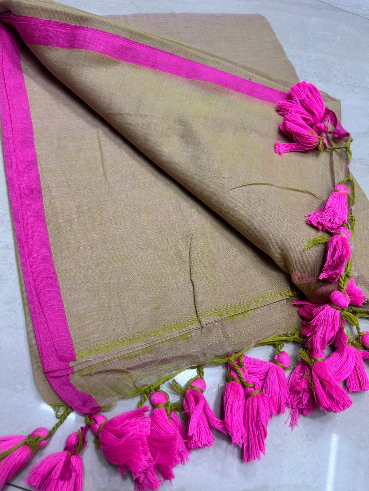 Elegant Cotton Malmal Saree with Tassel Pallu | Soft & Lightweight |BEIGE