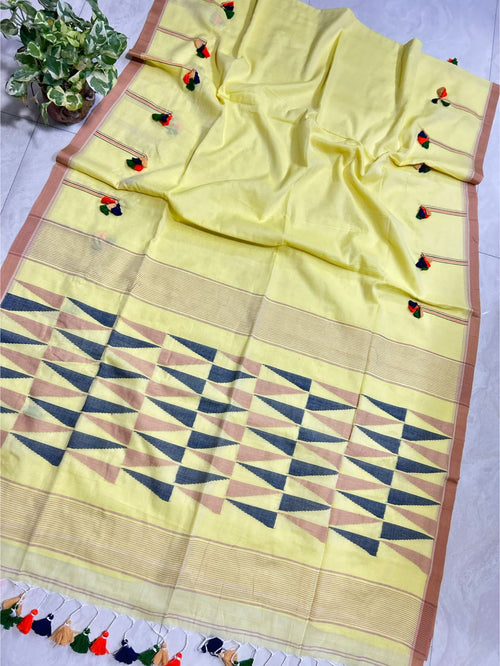 Aura of Awadh Lemon Yellow Handwoven Cotton Saree(With Running Blouse Piece)