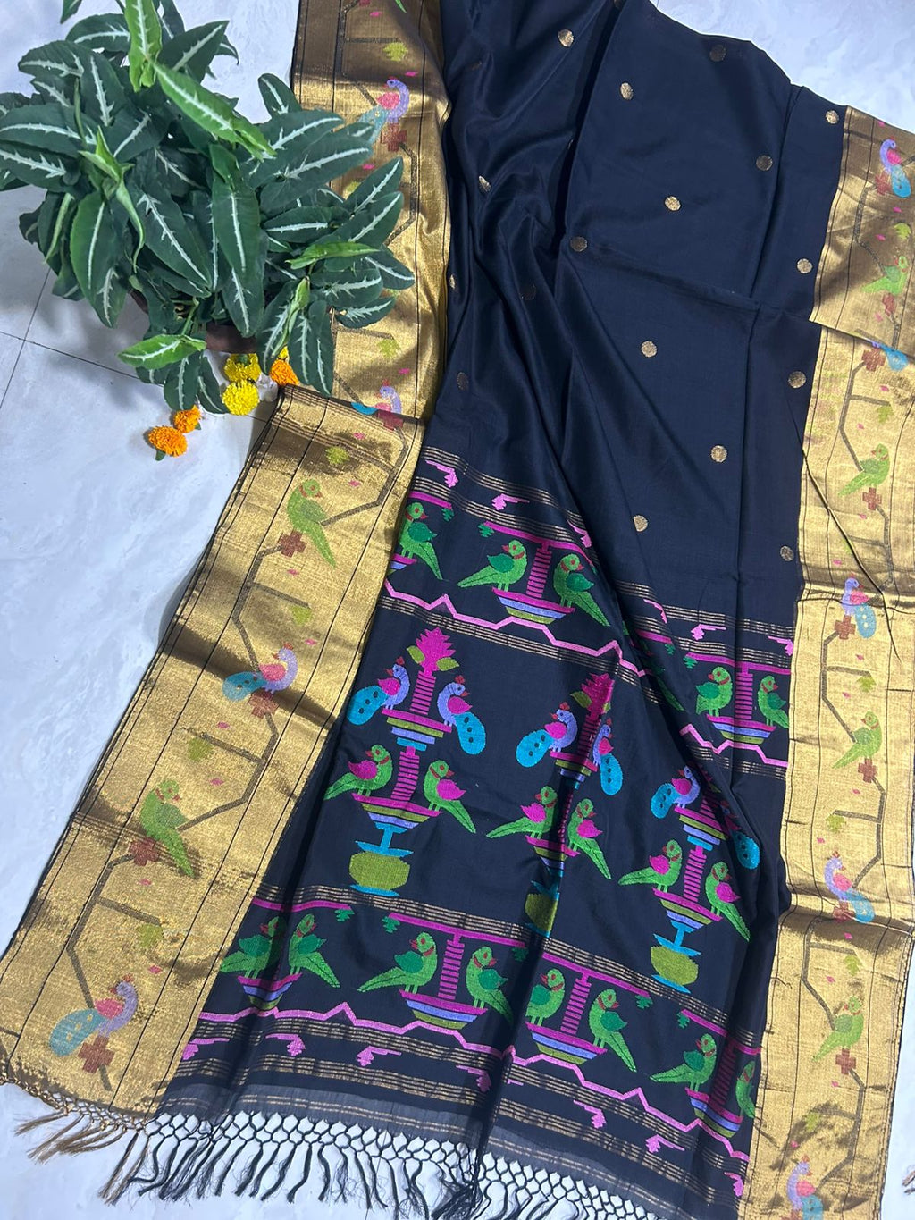 Handloom Paithani saree with Work and Running Blouse Piece(Black)