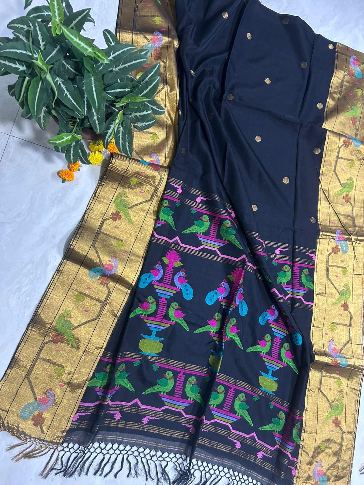 Handloom Paithani saree with Work and Running Blouse Piece(Black)