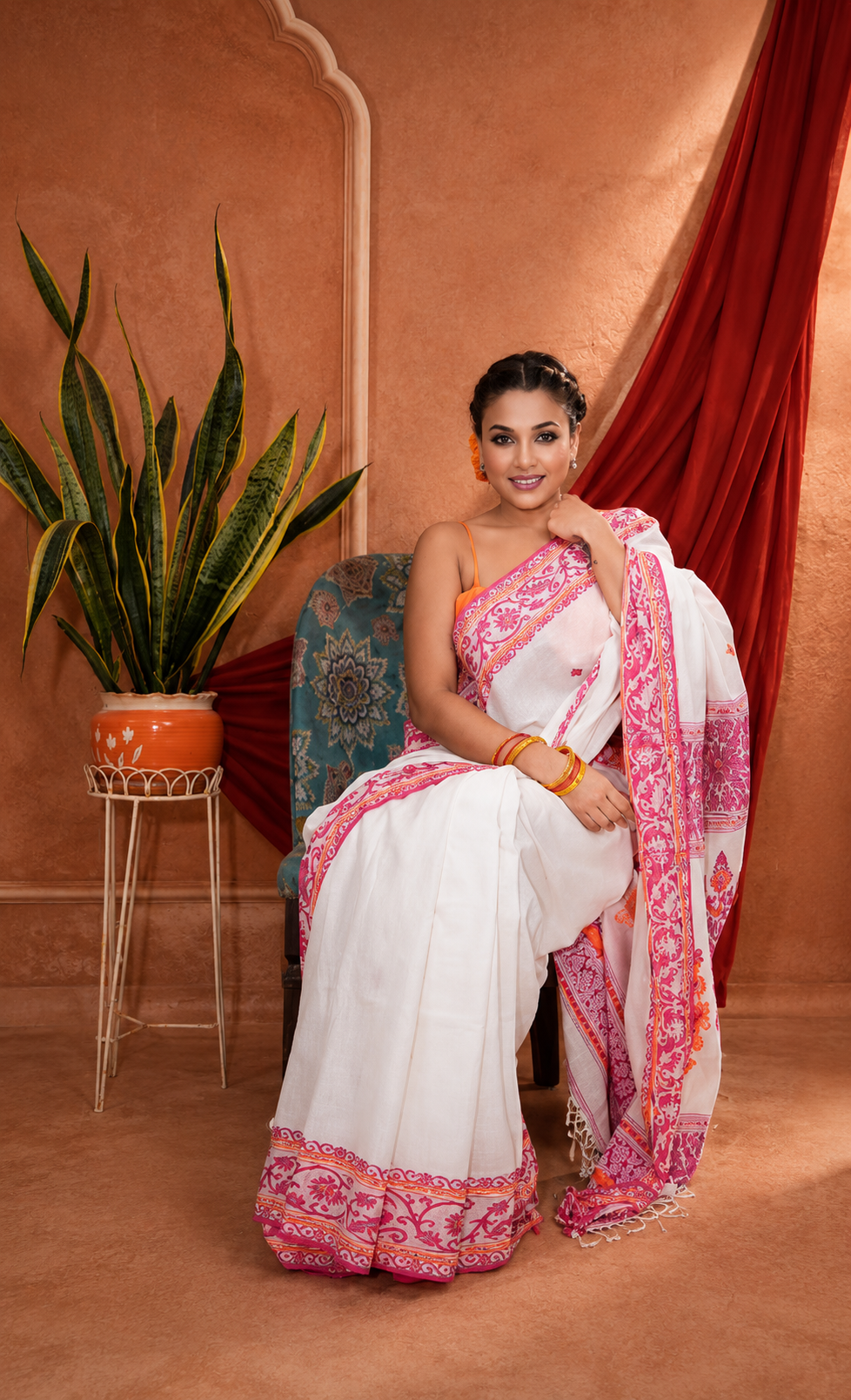 Bengal cotton handwoven saree with running Blouse piece