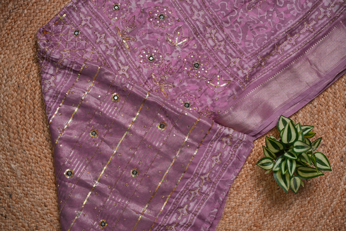 Maheshwari Bagru print zardusi handwork saree with blouse piece